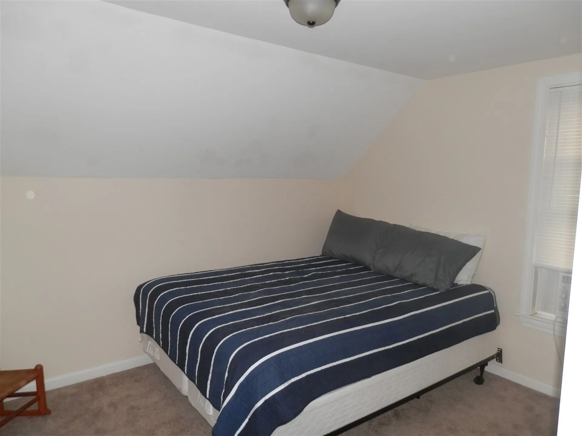 12 Charles Street Laconia NH 03246