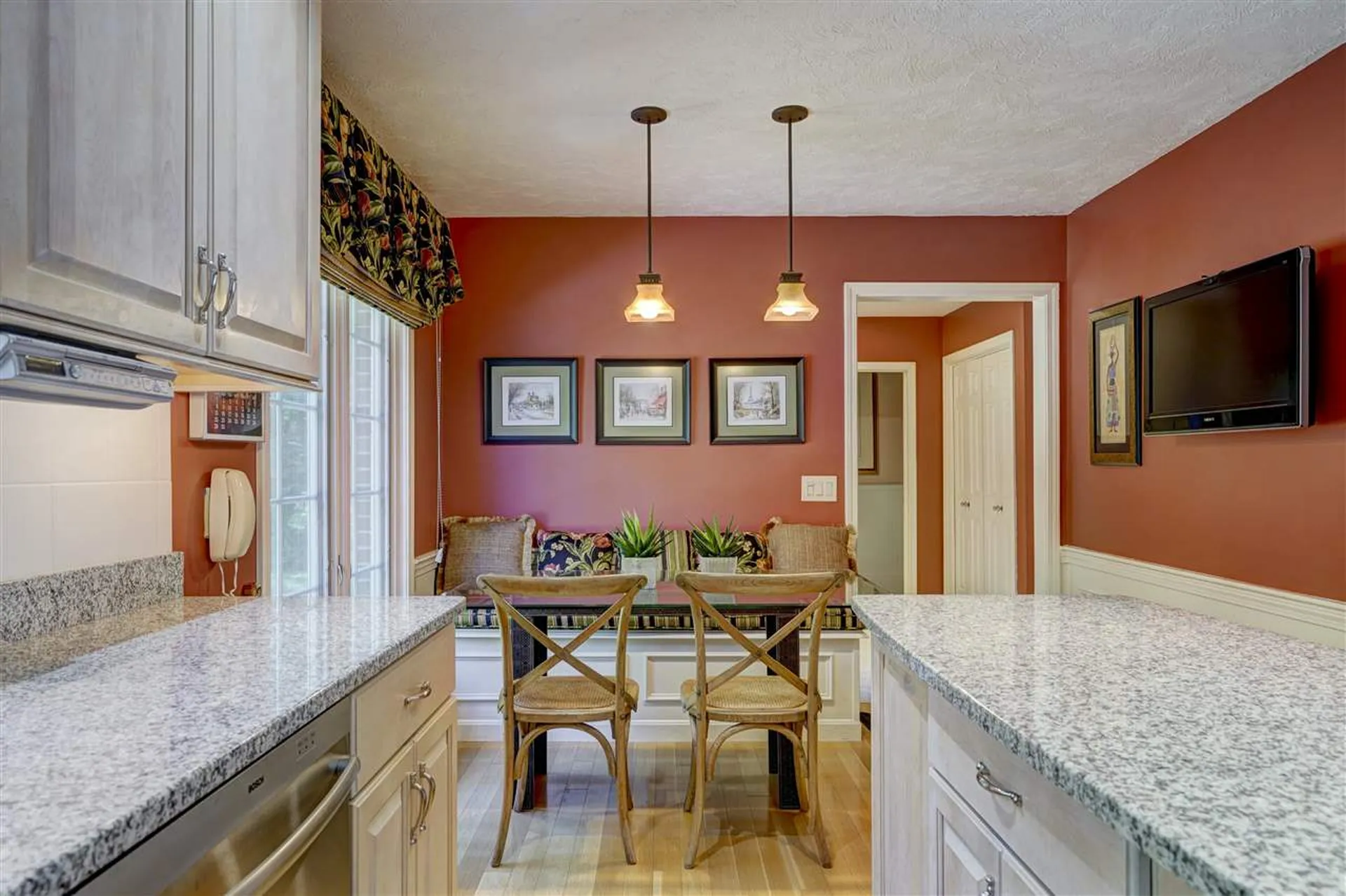 14 Pilgrim Drive Bedford NH 03110