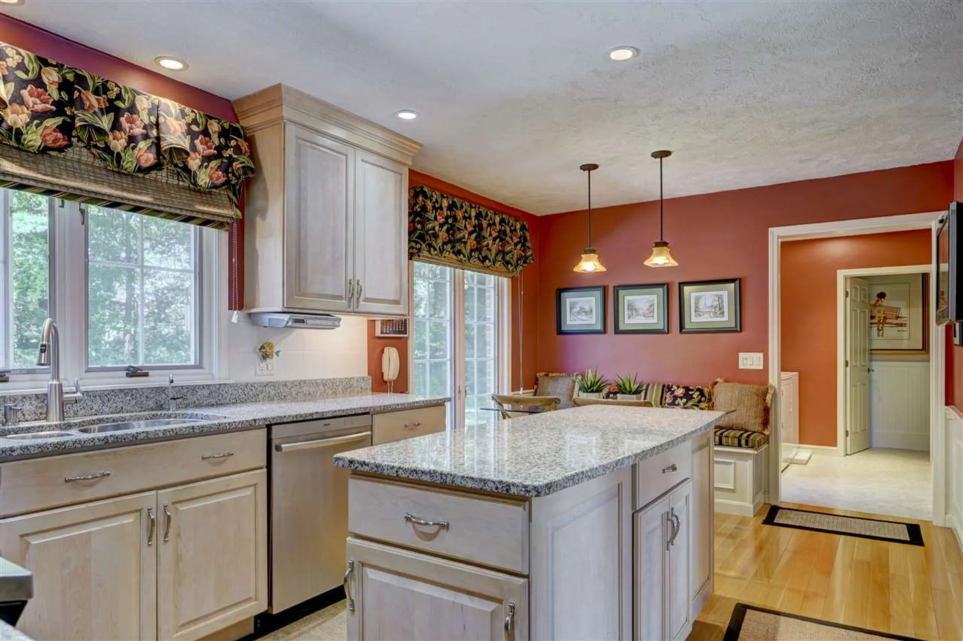 14 Pilgrim Drive Bedford NH 03110
