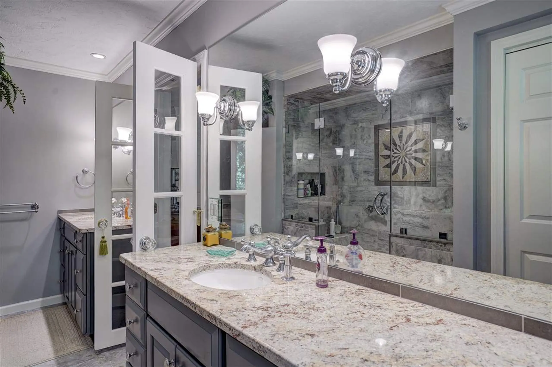 14 Pilgrim Drive Bedford NH 03110