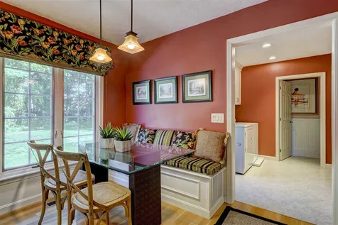 14 Pilgrim Drive Bedford NH 03110