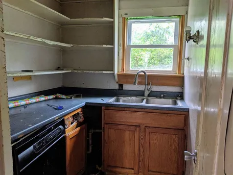 24 Meadow Street Claremont NH 03743