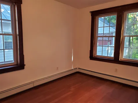 33 Beechmont Street Claremont NH 03743