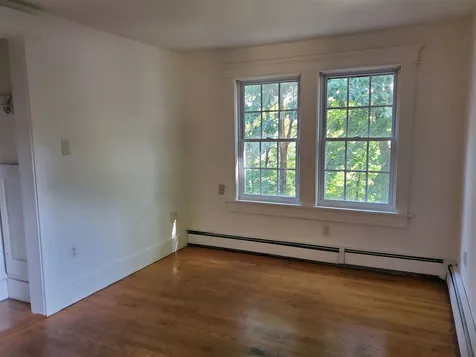 33 Beechmont Street Claremont NH 03743
