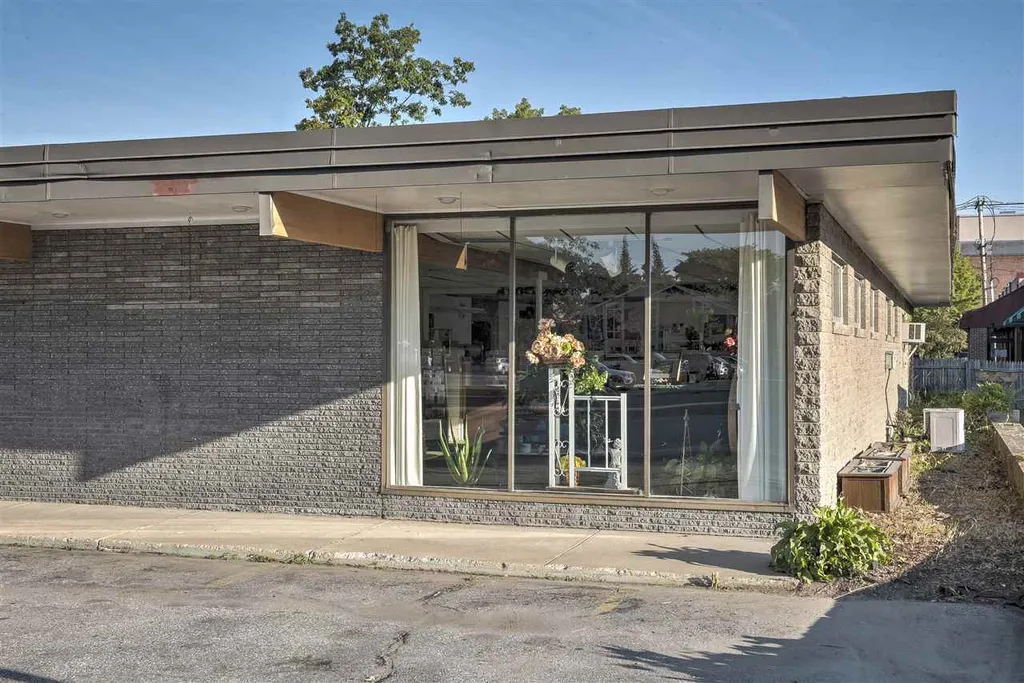 21 Davis Street Keene NH 03431