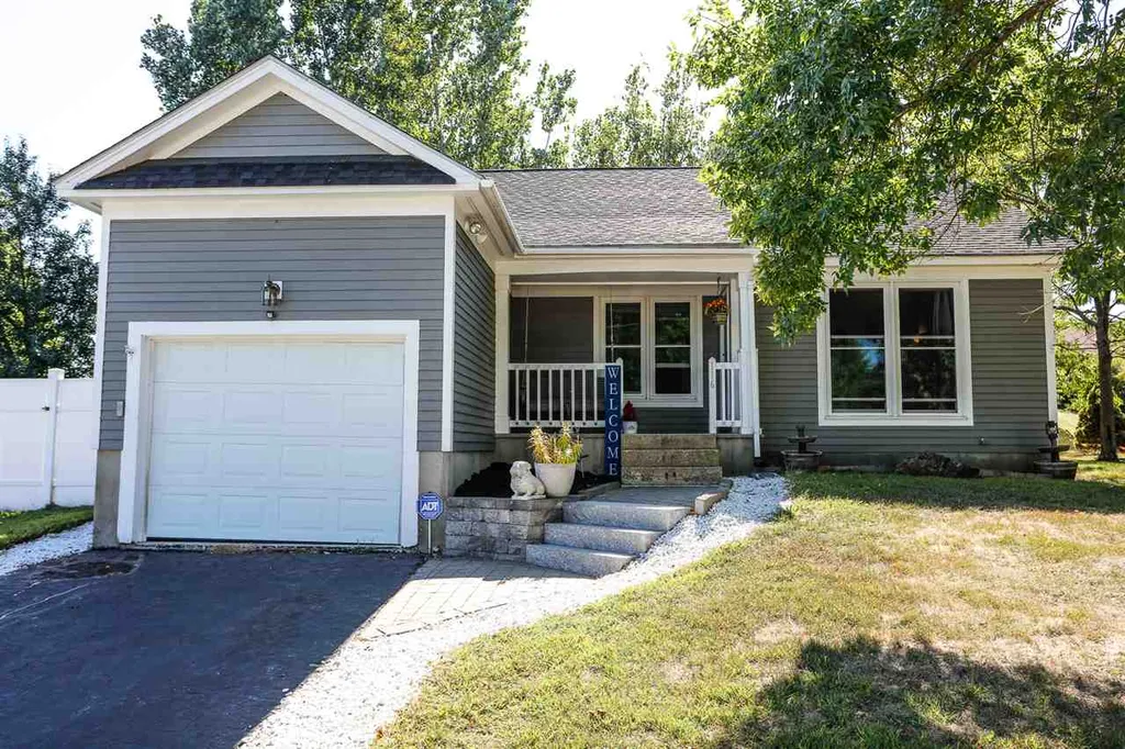 116 Lynwood Lane Manchester NH 03109