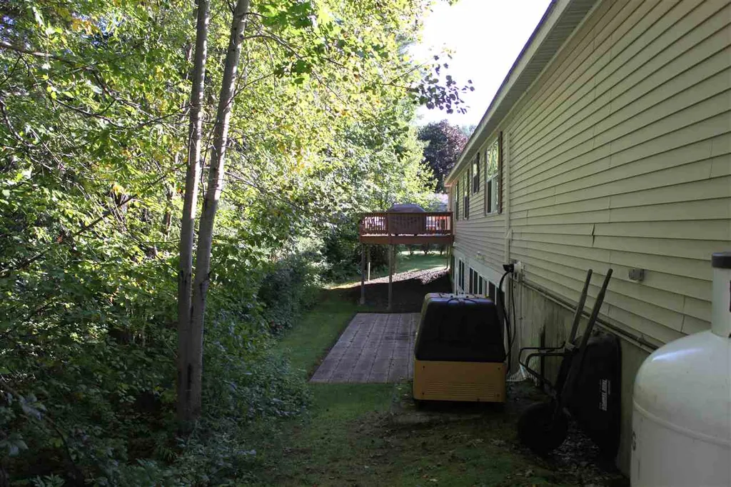 46 Magnolia Lane Belmont NH 03220