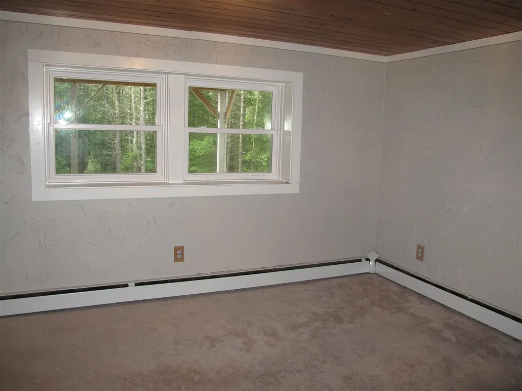498 Depot Road Tamworth NH 03886