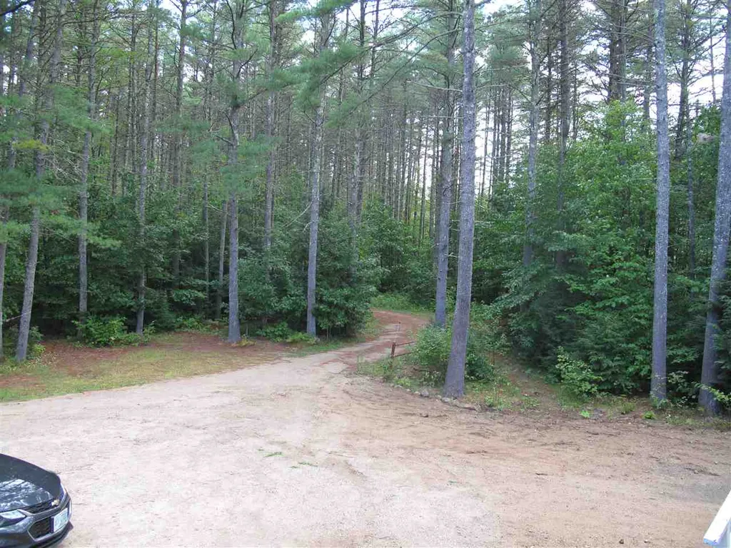 498 Depot Road Tamworth NH 03886