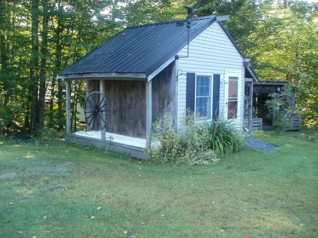 11 Woodland Drive Sullivan NH 03445