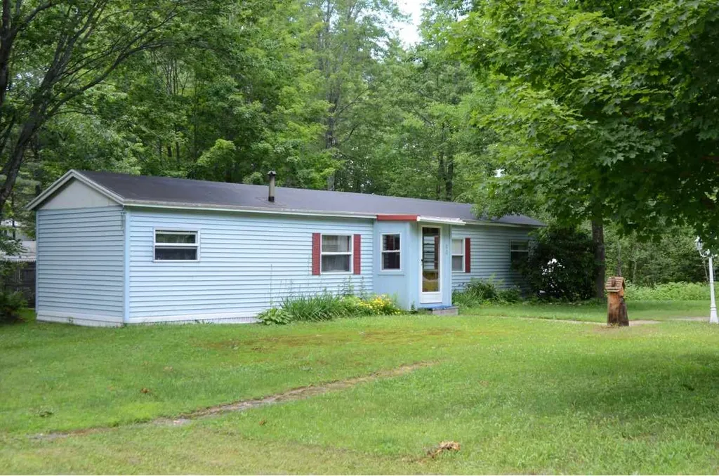 11 Woodland Drive Sullivan NH 03445