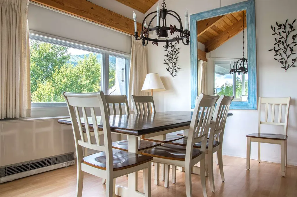 102 Upper Phase Road Warren VT 05674