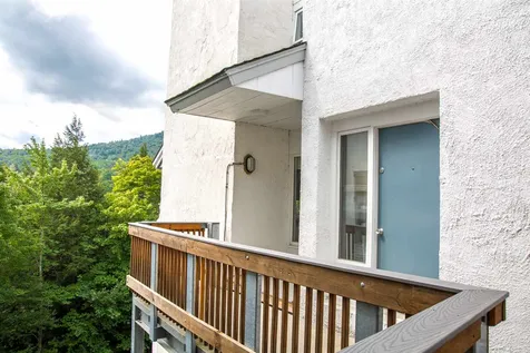 102 Upper Phase Road Warren VT 05674