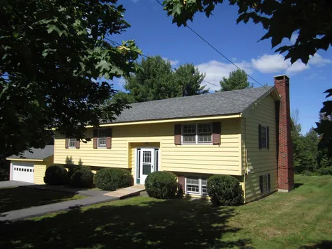 73 Gould Road New London NH 03257