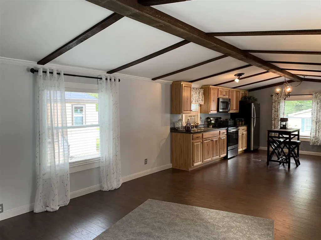 87 Crystal Springs Way Somersworth NH 03878