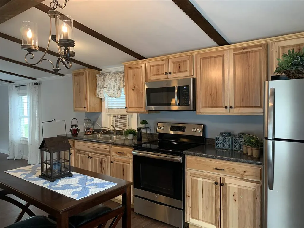 87 Crystal Springs Way Somersworth NH 03878