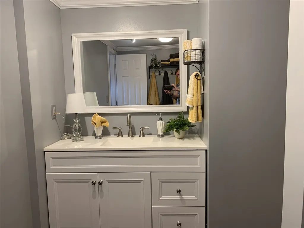 87 Crystal Springs Way Somersworth NH 03878