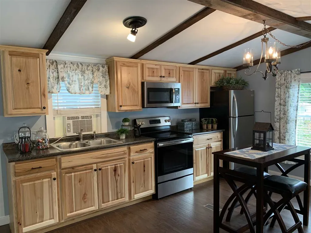 87 Crystal Springs Way Somersworth NH 03878
