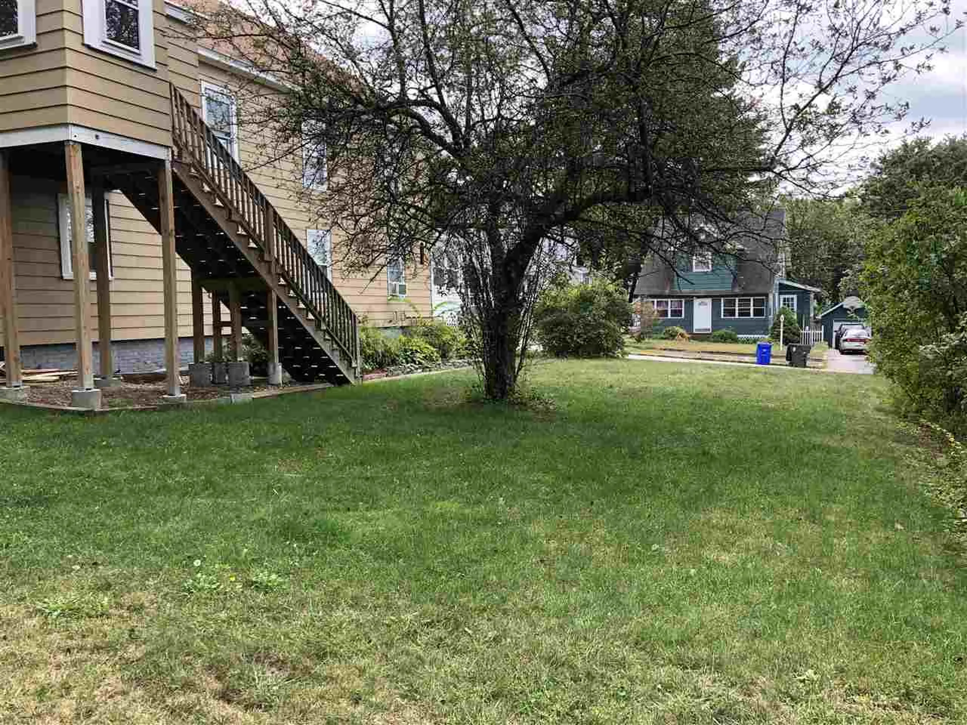136 Oakdale Avenue Manchester NH 03103