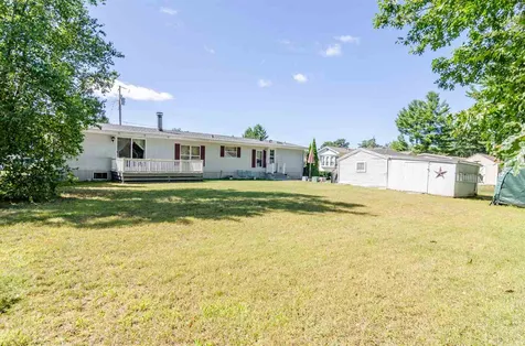 38 Dianne Street Nashua NH 03062