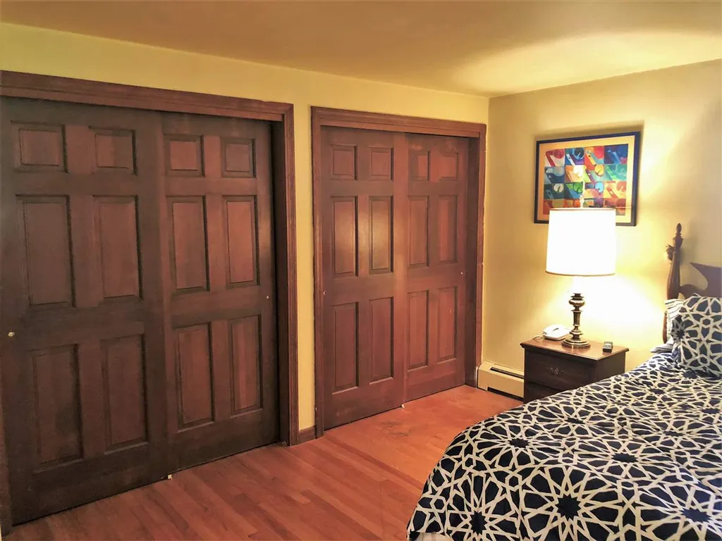 18 Deerhaven Drive Nashua NH 03064