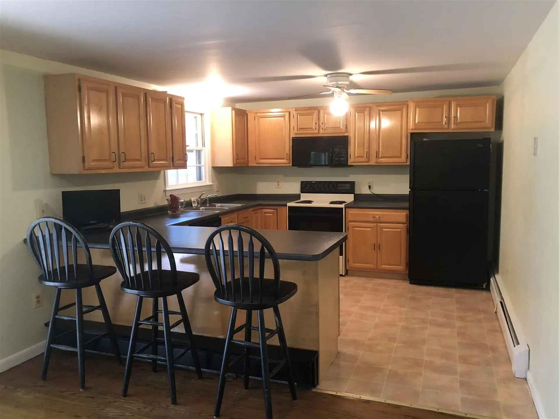 18 Deerhaven Drive Nashua NH 03064