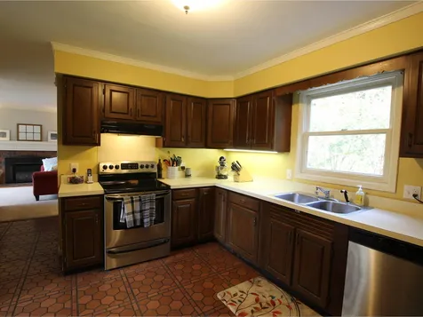 11 Dunpatrick Circle Montpelier VT 05602