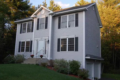 321 Cohas Avenue Manchester NH 03109