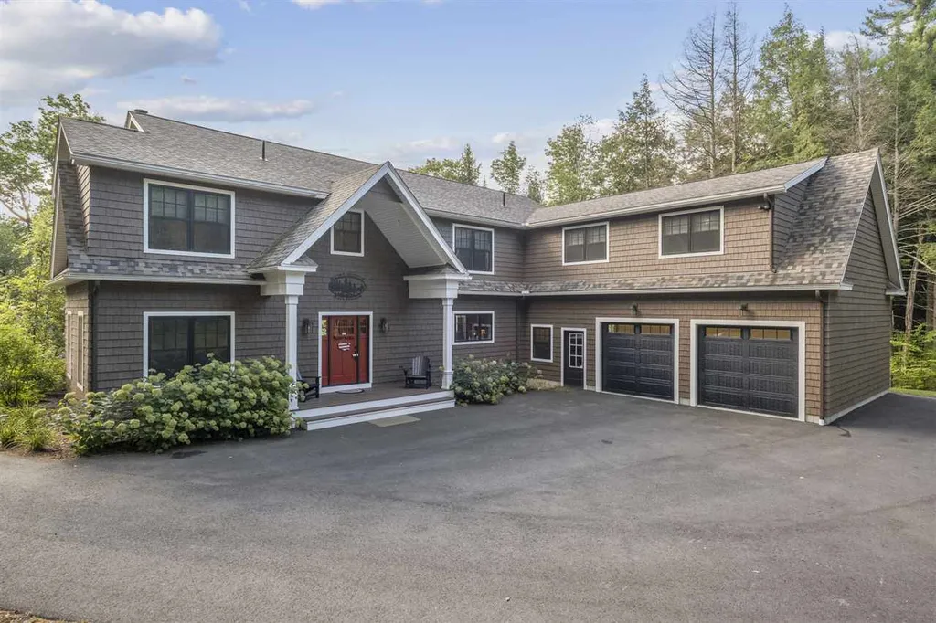 22 Lower Waldron Road Meredith NH 03253