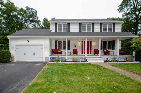 11 Hayden Circle Hampton NH 03842