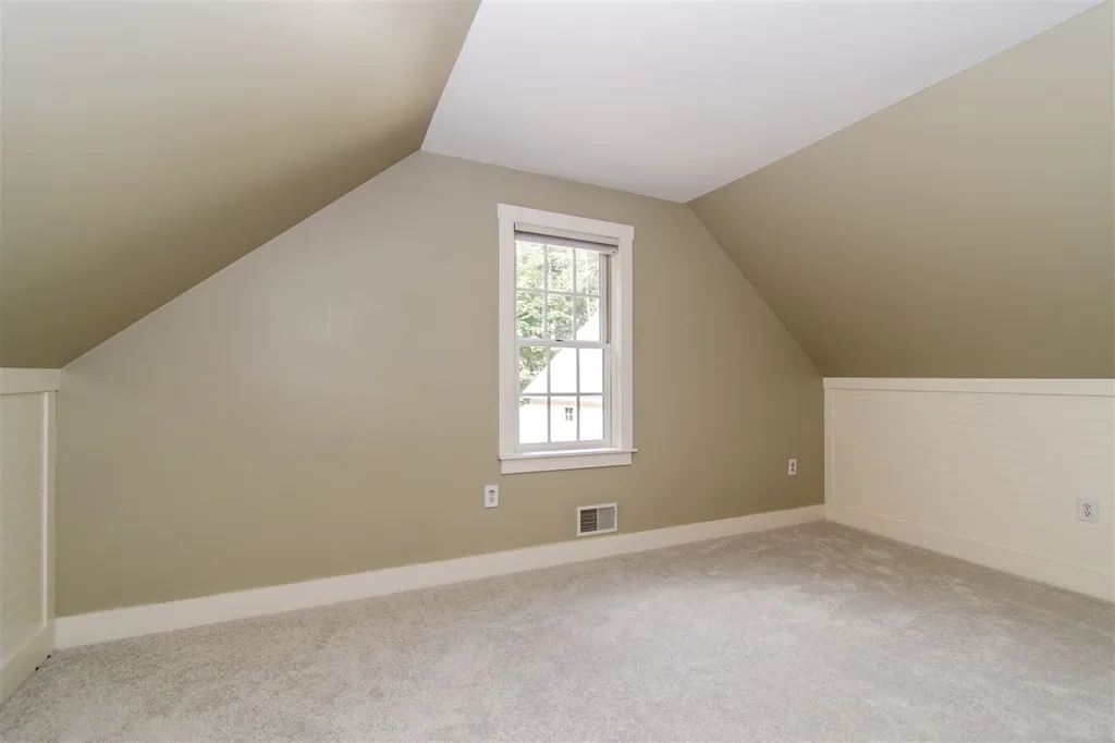 118 Punkintown Road Eliot ME 03903