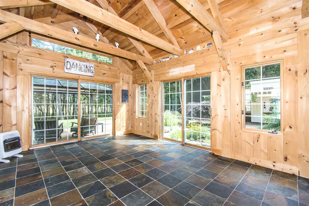 118 Punkintown Road Eliot ME 03903