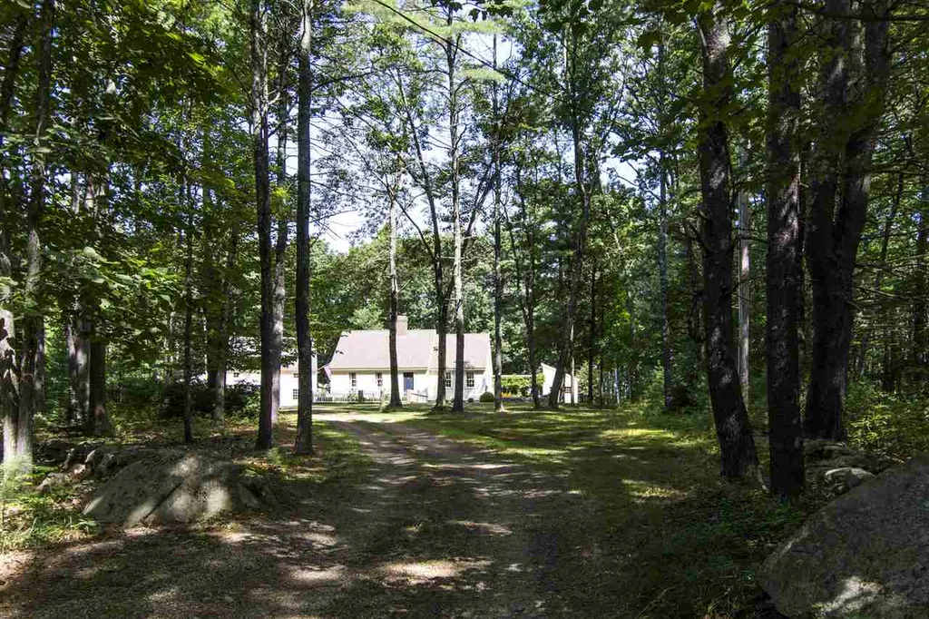118 Punkintown Road Eliot ME 03903