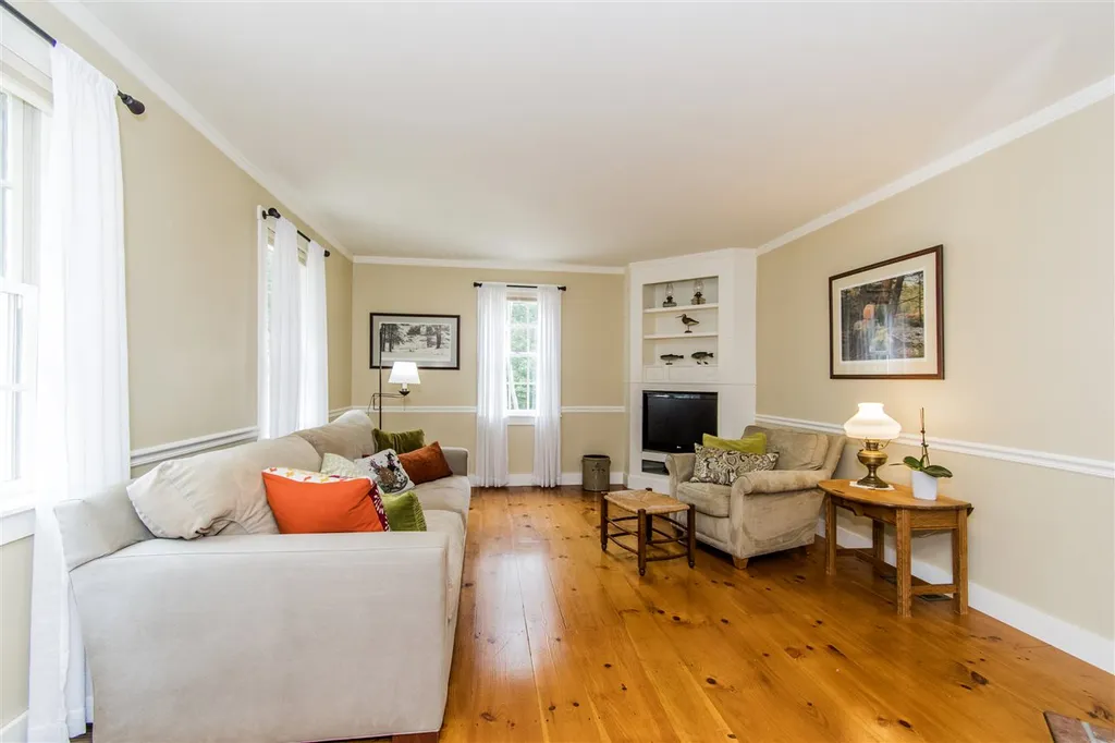 118 Punkintown Road Eliot ME 03903