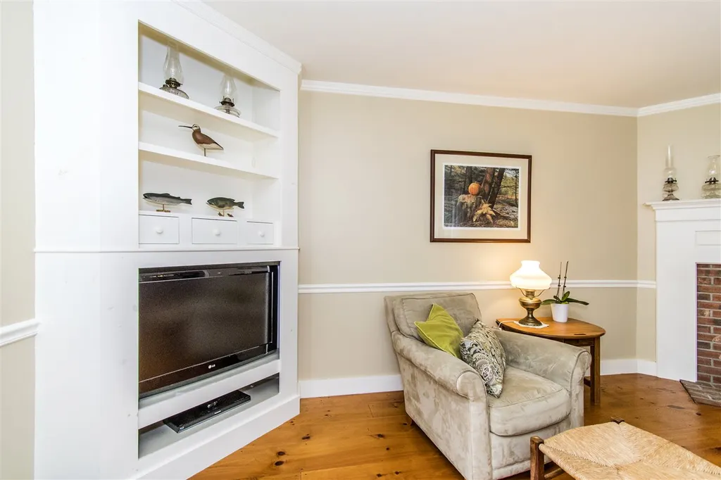 118 Punkintown Road Eliot ME 03903