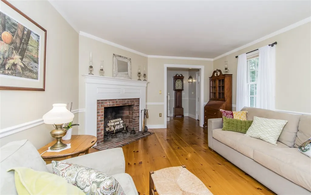 118 Punkintown Road Eliot ME 03903