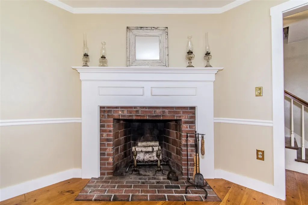 118 Punkintown Road Eliot ME 03903