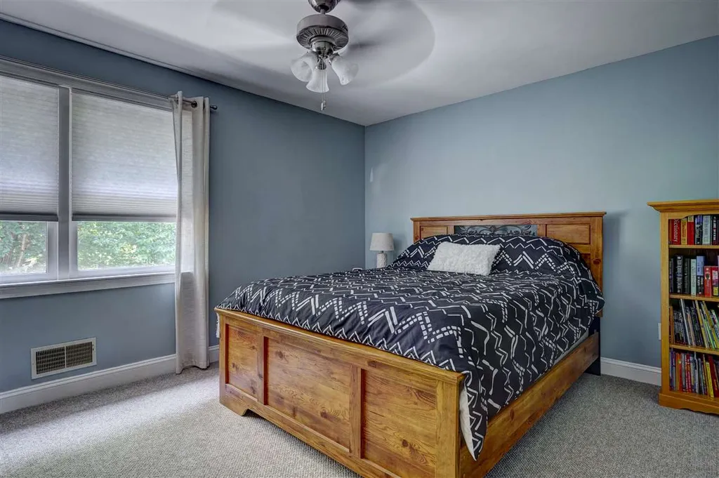 14 Folly Brook Terrace Kingston NH 03848