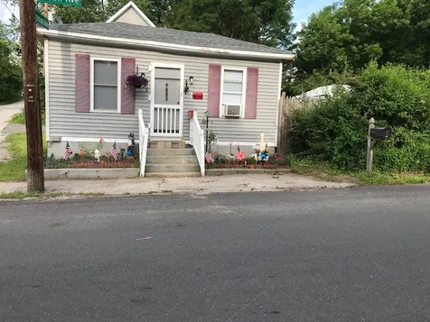 134 West Rosemont Avenue Manchester NH 03103