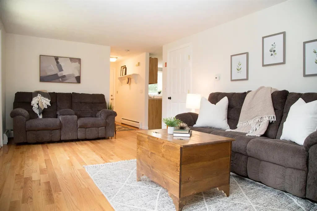 3 Caverly Court Barrington NH 03825