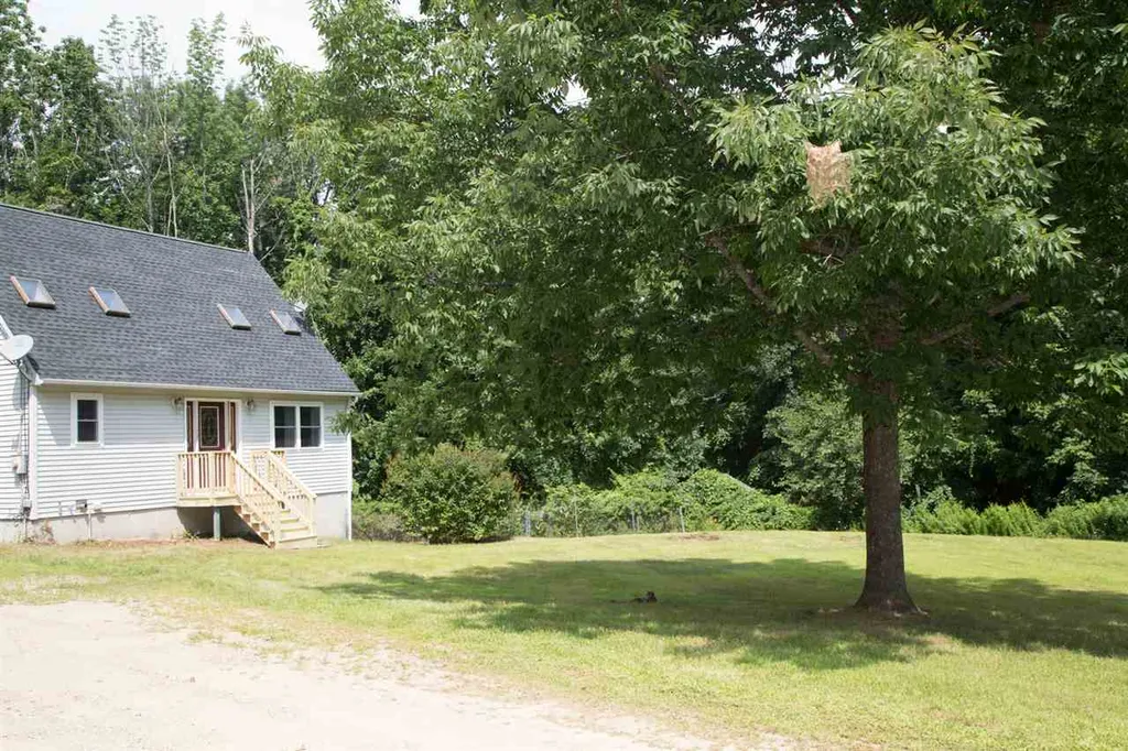 3 Caverly Court Barrington NH 03825
