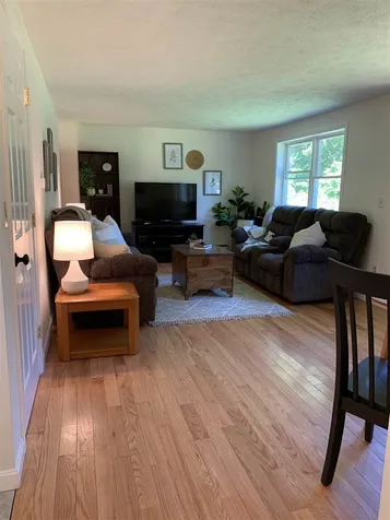3 Caverly Court Barrington NH 03825