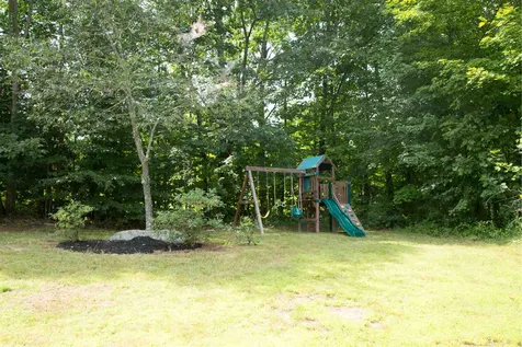 3 Caverly Court Barrington NH 03825