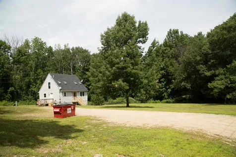 3 Caverly Court Barrington NH 03825