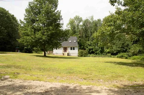 3 Caverly Court Barrington NH 03825