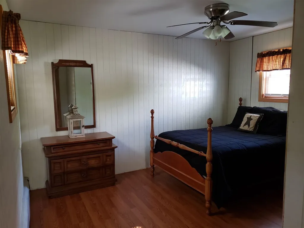 22 Union Street Gorham NH 03581