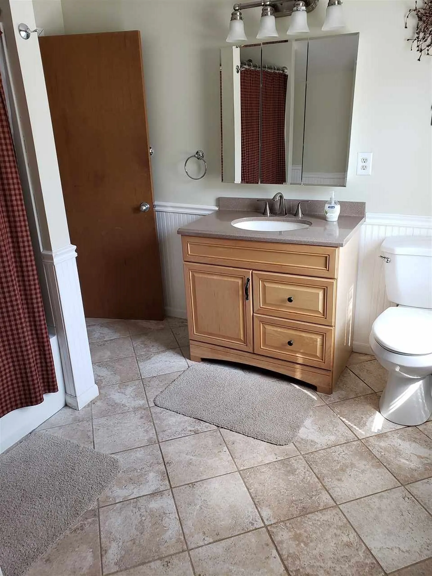 22 Union Street Gorham NH 03581
