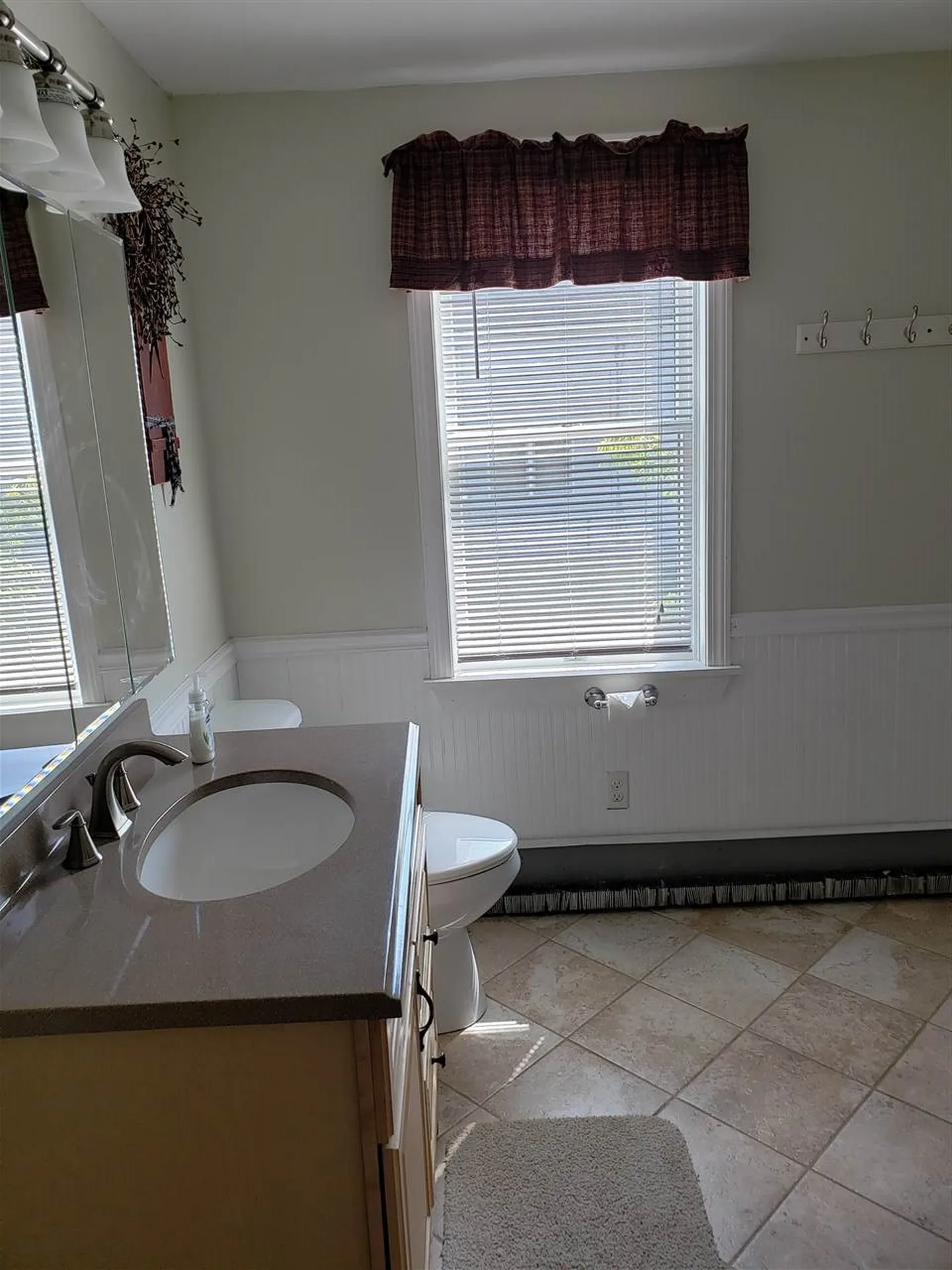 22 Union Street Gorham NH 03581