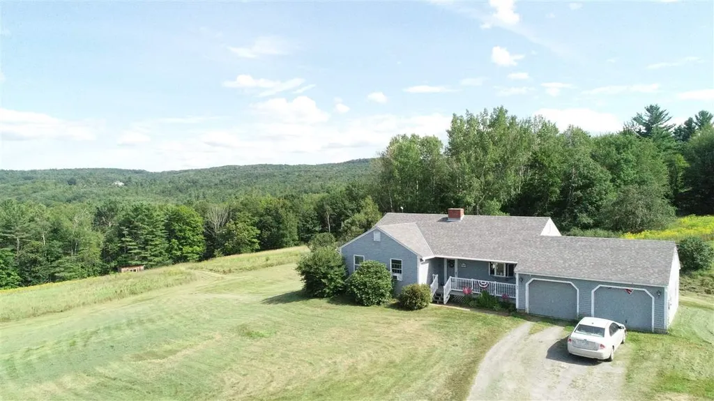 31 Homestead Road Alstead NH 03602