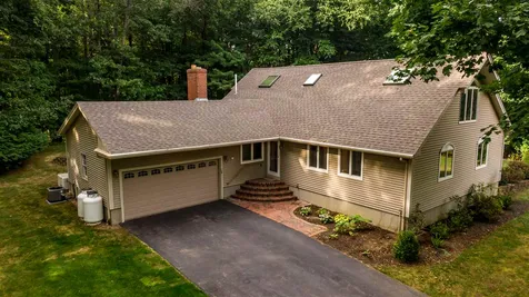 17 Pinecrest Lane Durham NH 03824